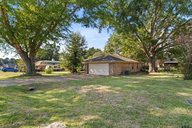 110 Wendy Dr, Whitehouse, TX 75791