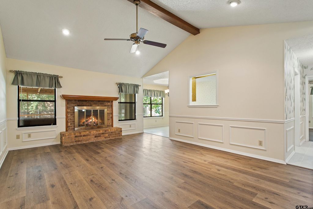 110 Wendy Dr, Whitehouse, TX 75791