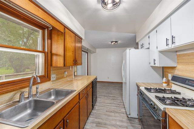 3726 Bluebird Avenue, Wyoming, MI 49519