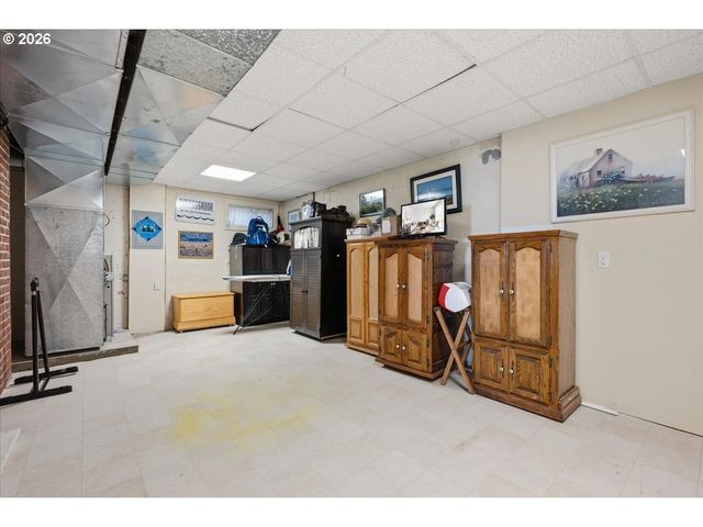 6807 CORREGIDOR Rd, Vancouver, WA 98664