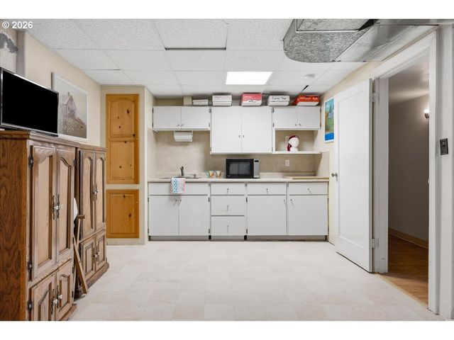 6807 CORREGIDOR Rd, Vancouver, WA 98664