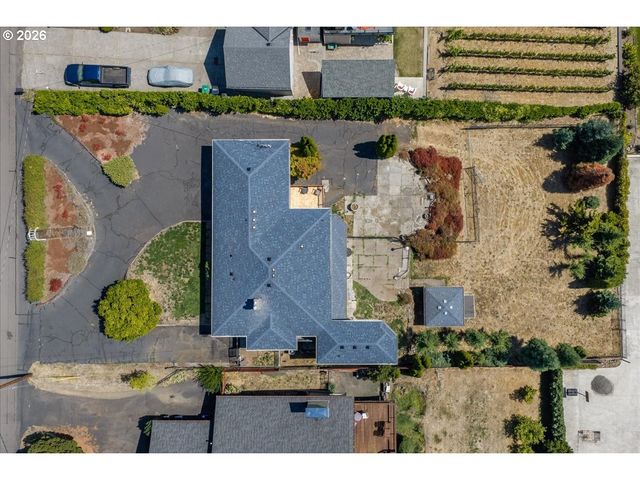 6807 CORREGIDOR Rd, Vancouver, WA 98664