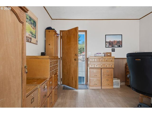6807 CORREGIDOR Rd, Vancouver, WA 98664