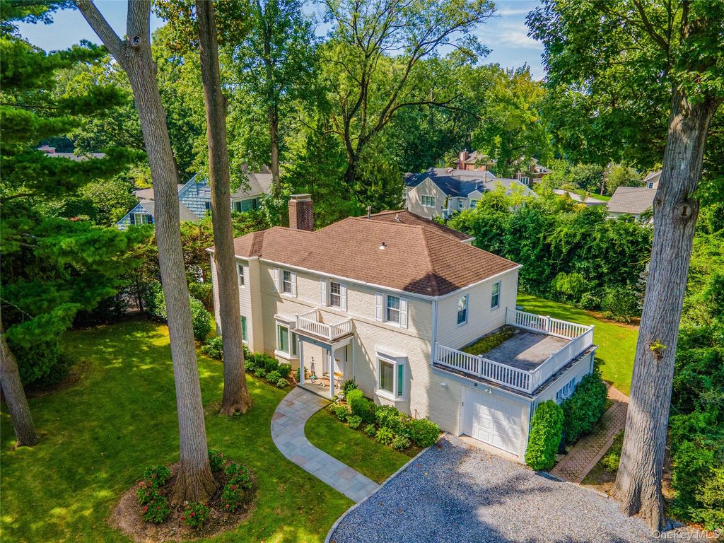 30 Old Field Lane, Great Neck, NY 11020 — exterior