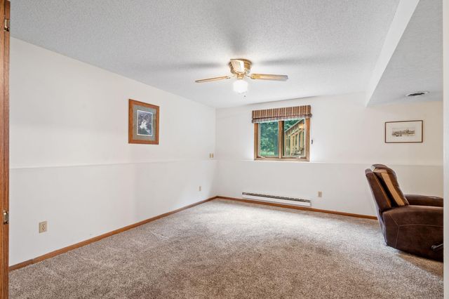1964 Timber Wolf Trail N, Eagan, MN 55122