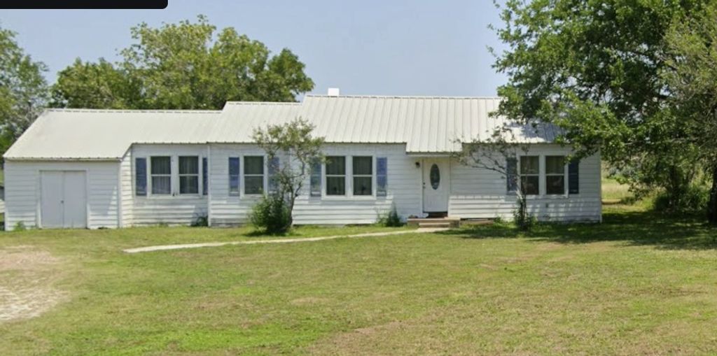 145 Churchill Road, Woodsboro, TX 78393 — exterior