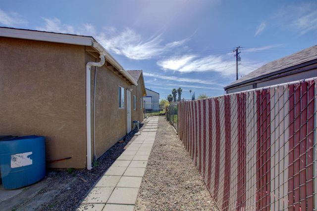 4413 Maud Ave, Keyes, CA 95328