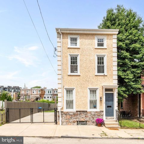 35 E SHARPNACK ST, Philadelphia, PA 19119