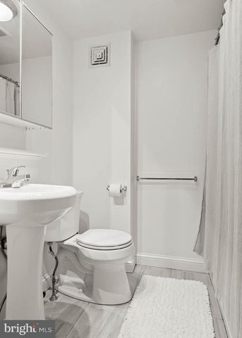 35 E SHARPNACK ST, Philadelphia, PA 19119