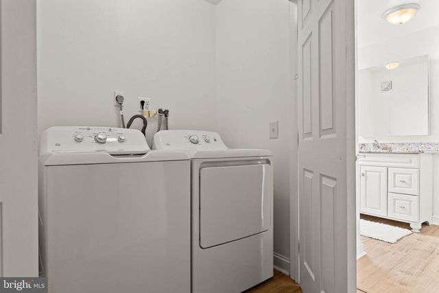 35 E SHARPNACK ST, Philadelphia, PA 19119