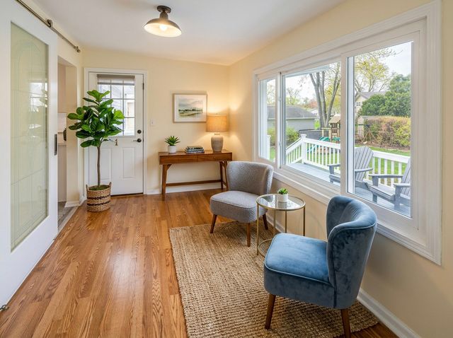 630 Clover Lane, Schaumburg, IL 60193