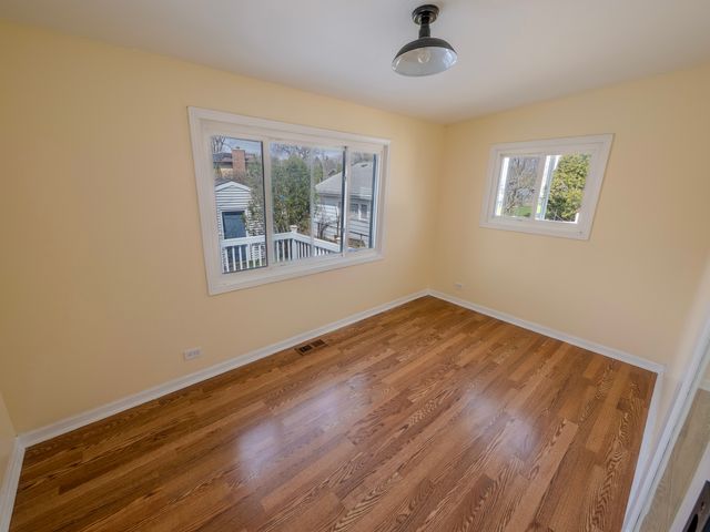 630 Clover Lane, Schaumburg, IL 60193