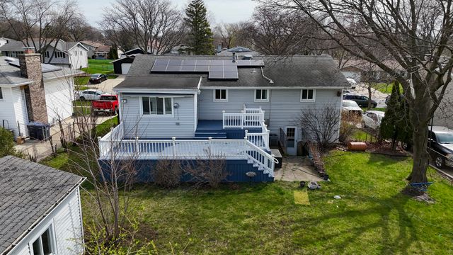 630 Clover Lane, Schaumburg, IL 60193