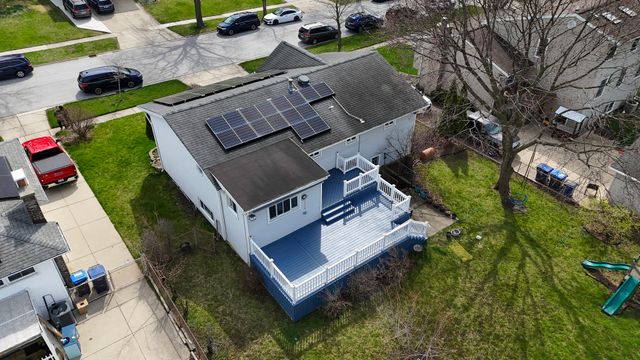 630 Clover Lane, Schaumburg, IL 60193