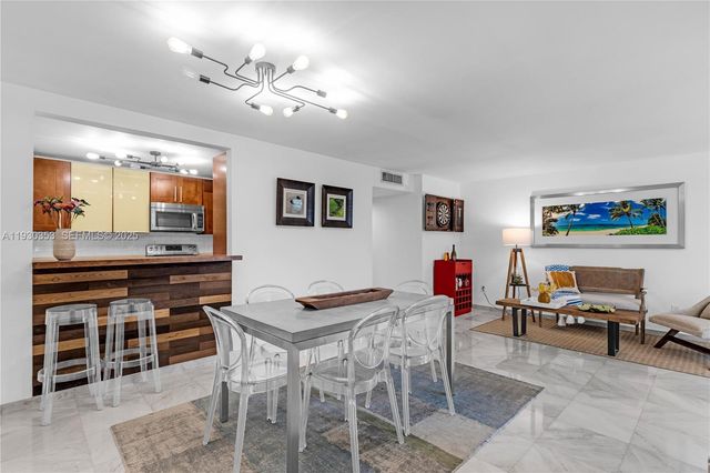 5845 Collins Ave 201, Miami Beach, FL 33140