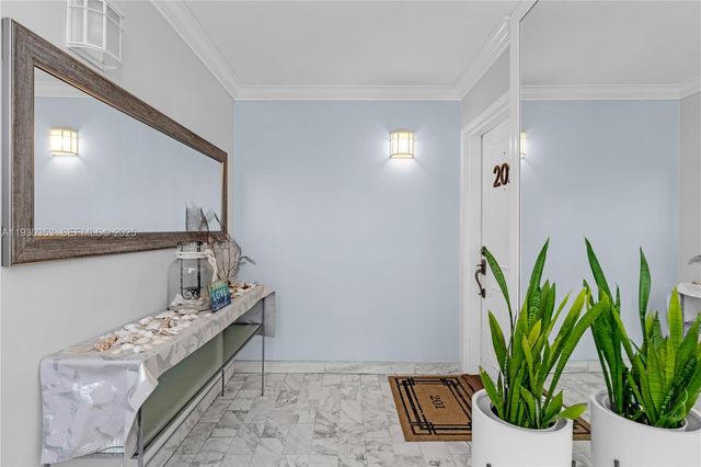 5845 Collins Ave 201, Miami Beach, FL 33140