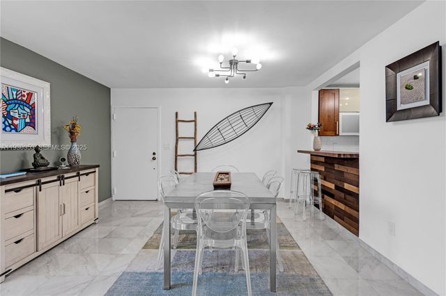 5845 Collins Ave 201, Miami Beach, FL 33140