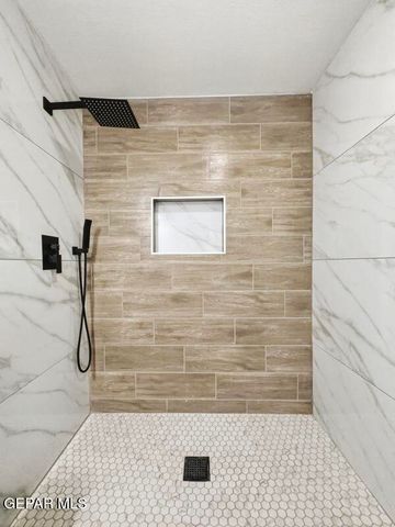 351 Mosher Way, Socorro, TX 79927