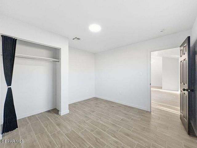 351 Mosher Way, Socorro, TX 79927