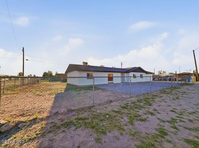 351 Mosher Way, Socorro, TX 79927