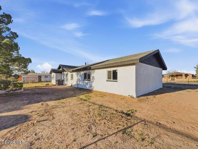 351 Mosher Way, Socorro, TX 79927