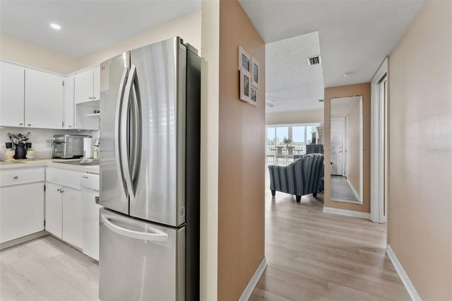 10215 REGAL DRIVE 56, Largo, FL 33774