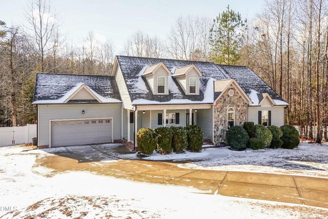 4001 Hopkins Trace Lane, Zebulon, NC 27597