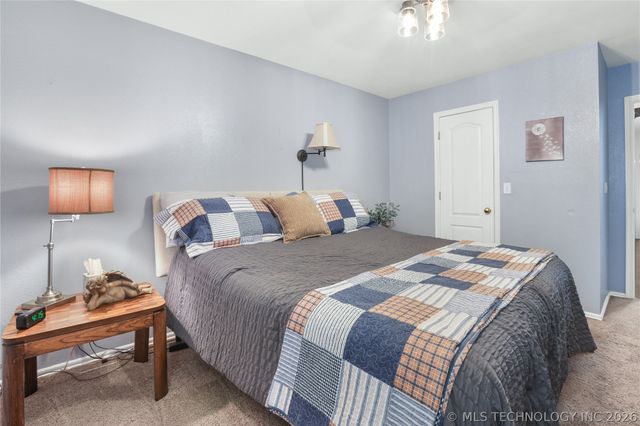 2101 W Vicksburg Street, Broken Arrow, OK 74011