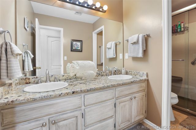 2101 W Vicksburg Street, Broken Arrow, OK 74011