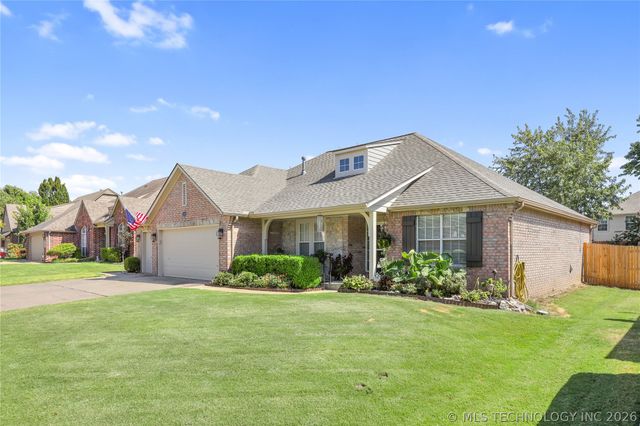 2101 W Vicksburg Street, Broken Arrow, OK 74011