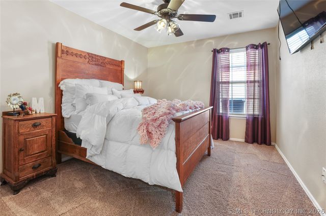 2101 W Vicksburg Street, Broken Arrow, OK 74011