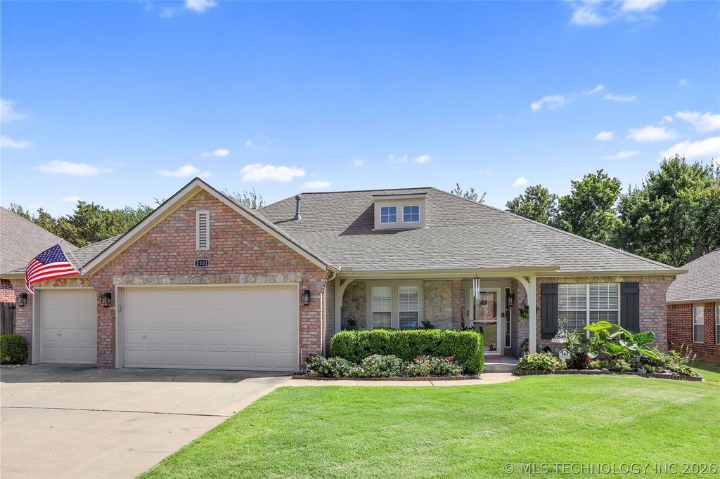 2101 W Vicksburg Street, Broken Arrow, OK 74011