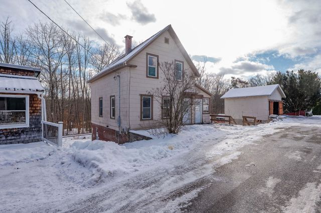 89 Charles Street, Milton, NH 03851