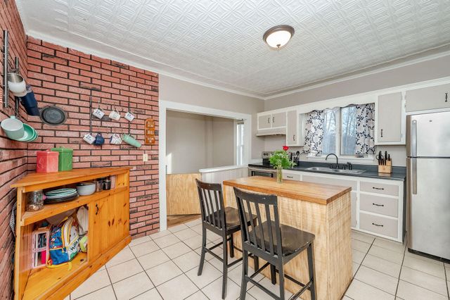 89 Charles Street, Milton, NH 03851