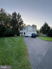 9302 BECKY CT, Manassas Park, VA 20111