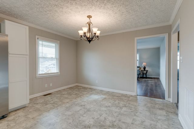 5107 Austin Peay Hwy, Westmoreland, TN 37186