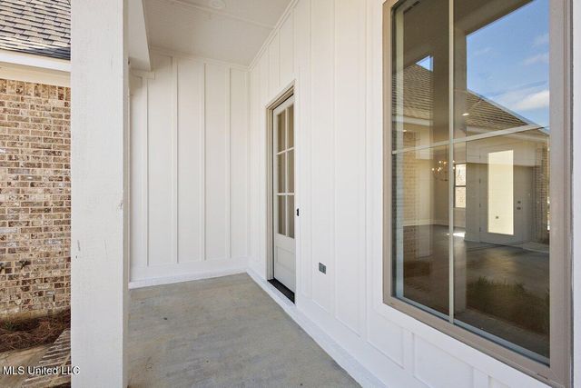 207 Lake Crest Drive, Madison, MS 39110