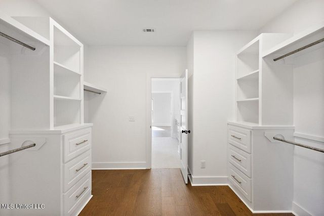 207 Lake Crest Drive, Madison, MS 39110