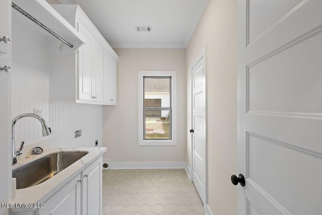 207 Lake Crest Drive, Madison, MS 39110