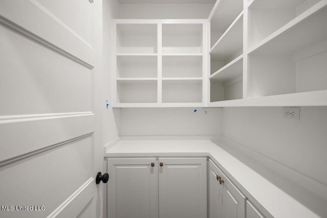 207 Lake Crest Drive, Madison, MS 39110