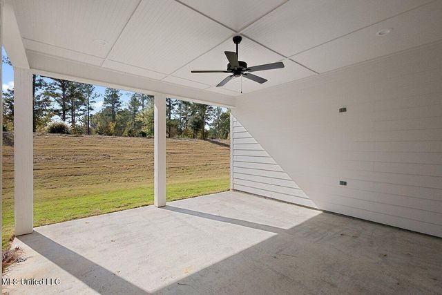 207 Lake Crest Drive, Madison, MS 39110