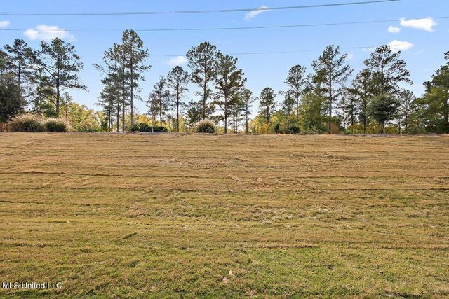 207 Lake Crest Drive, Madison, MS 39110