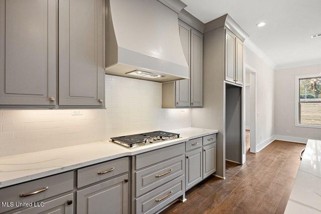 207 Lake Crest Drive, Madison, MS 39110