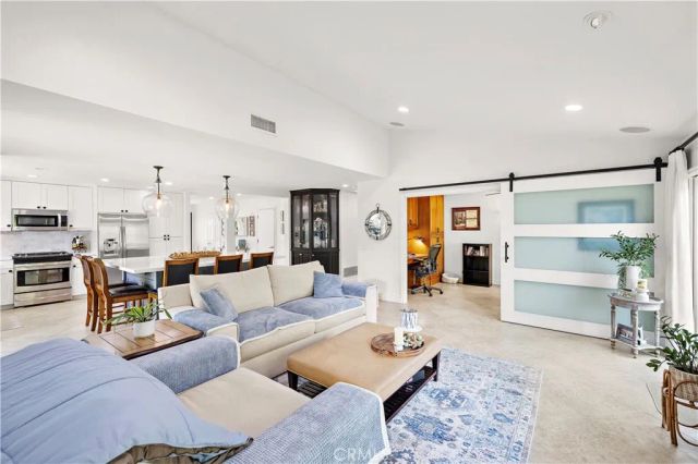 23424 VILLENA, Mission Viejo, CA 92692