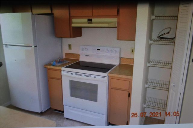 4407 PINE MEADOW COURT, Tampa, FL 33624