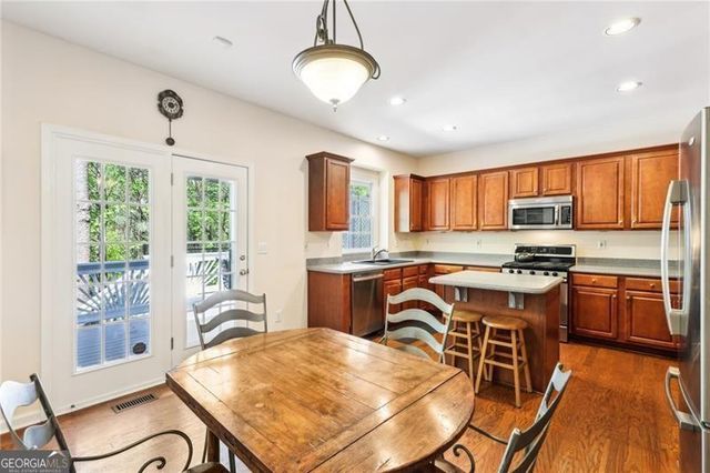 8640 Amsbury Way, Cumming, GA 30041