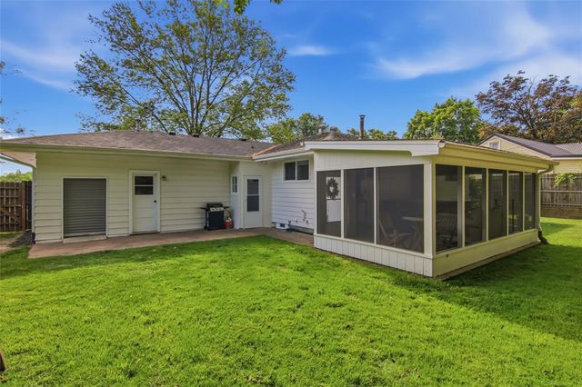 3308 Fairfax Street, Eau Claire, WI 54701