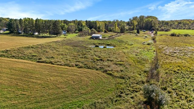 9537 Birchview Road, Grasston, MN 55030