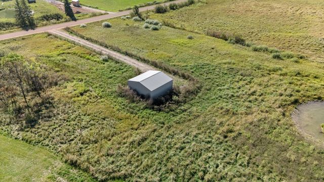 9537 Birchview Road, Grasston, MN 55030