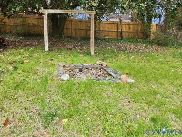 705 Elko Ave, Colonial Heights, VA 23834